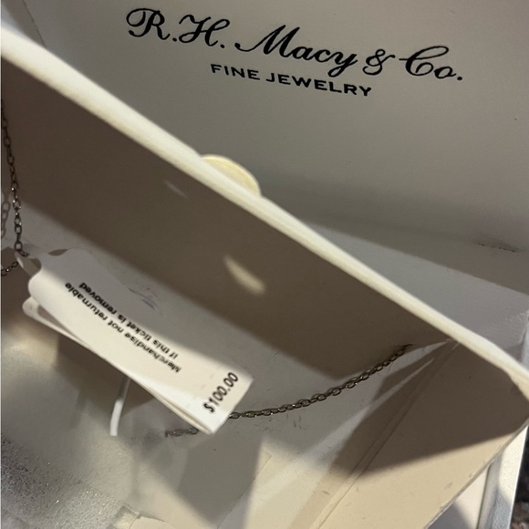 Sterling 925 Silver Diamond elephant mother/baby R.H. Macy & Co. Necklace NIB - Picture 2 of 7